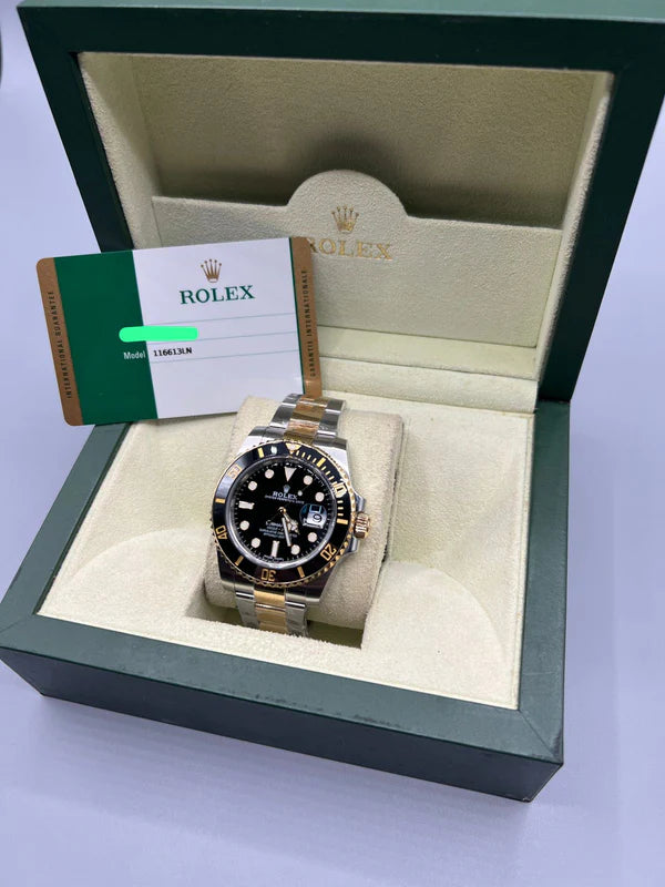 ROLEX {Rolex Submariner Date Black Dial Gents Watche}